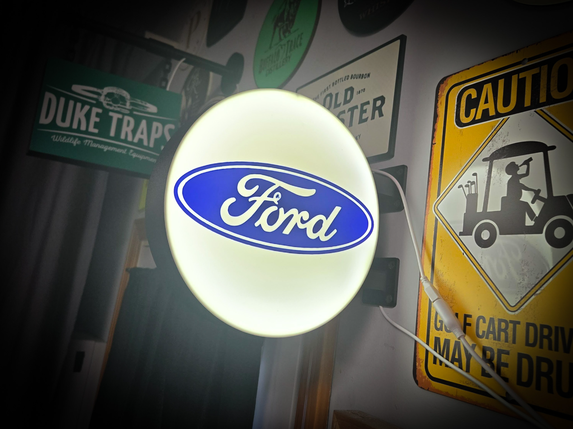 FORD Oval ~ 2-Sided Round Lightbox
