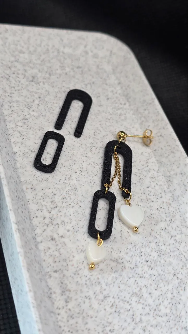 Geometry earringgs view 3