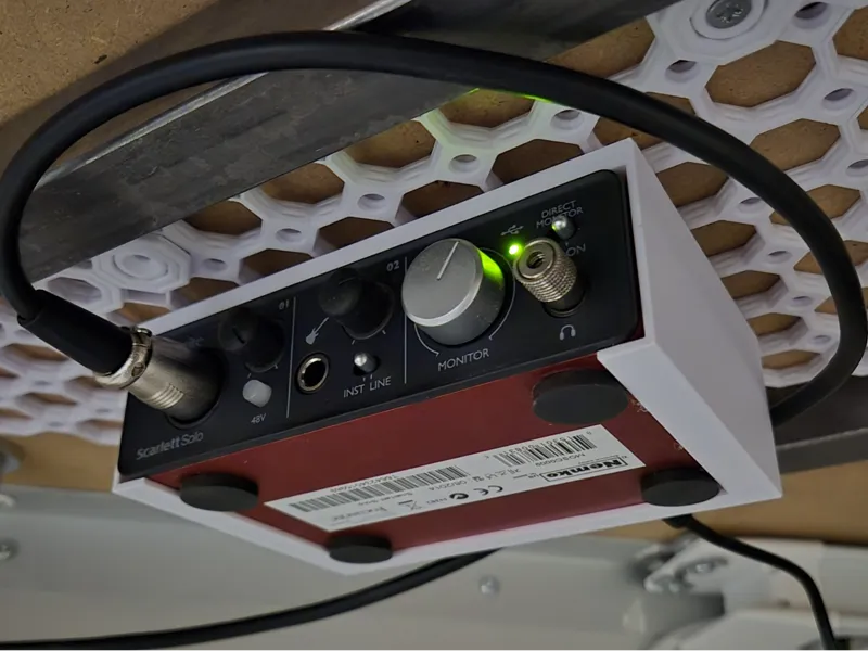 Scarlett Solo gen 1 Case for Multiboard