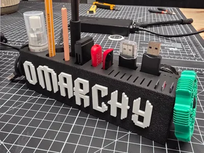 Omarchy themed Pencil Holder and Organizer