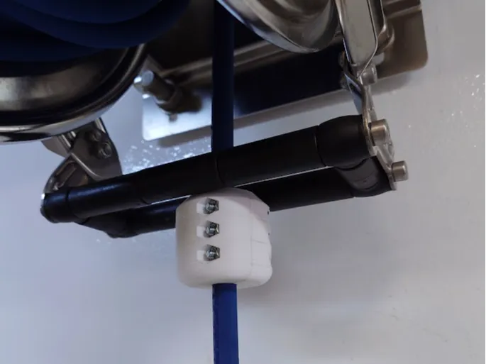customizable hose stop/bumper