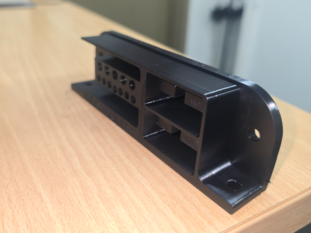Trailer & Anderson plug holder