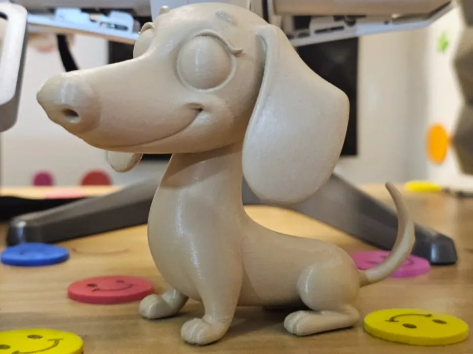 Figurine chien saucisse — teckel