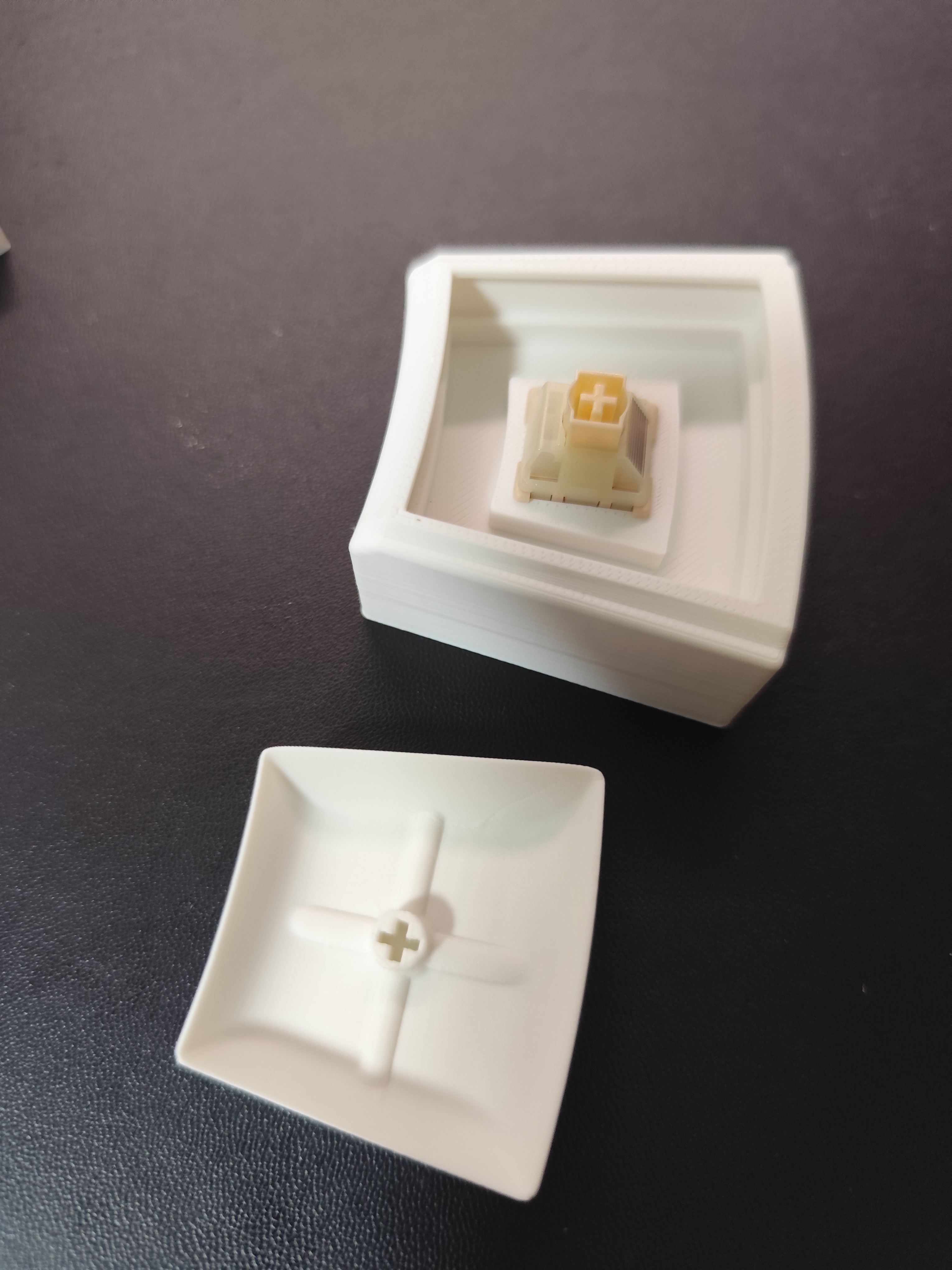 MAiMAiDX] Small external fidget key with excellent tactile feel