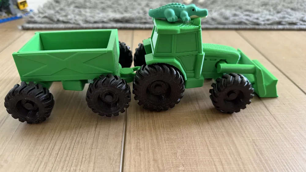 Tractor Model Movable Wheels - Free 3D Print Model - MakerWorld