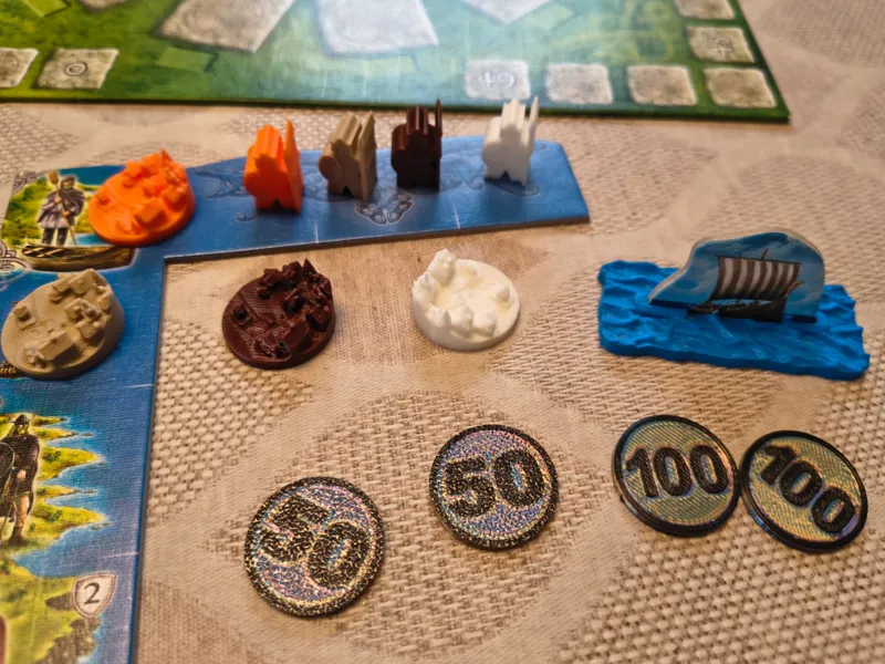 Einsatz und Figuren für das Brettspiel "Wikinger"