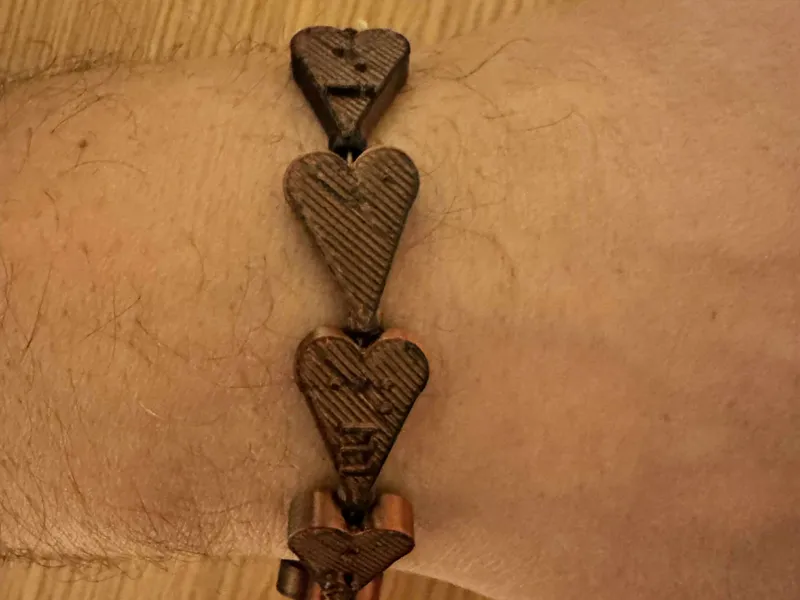 Customizable braille heart bracelet