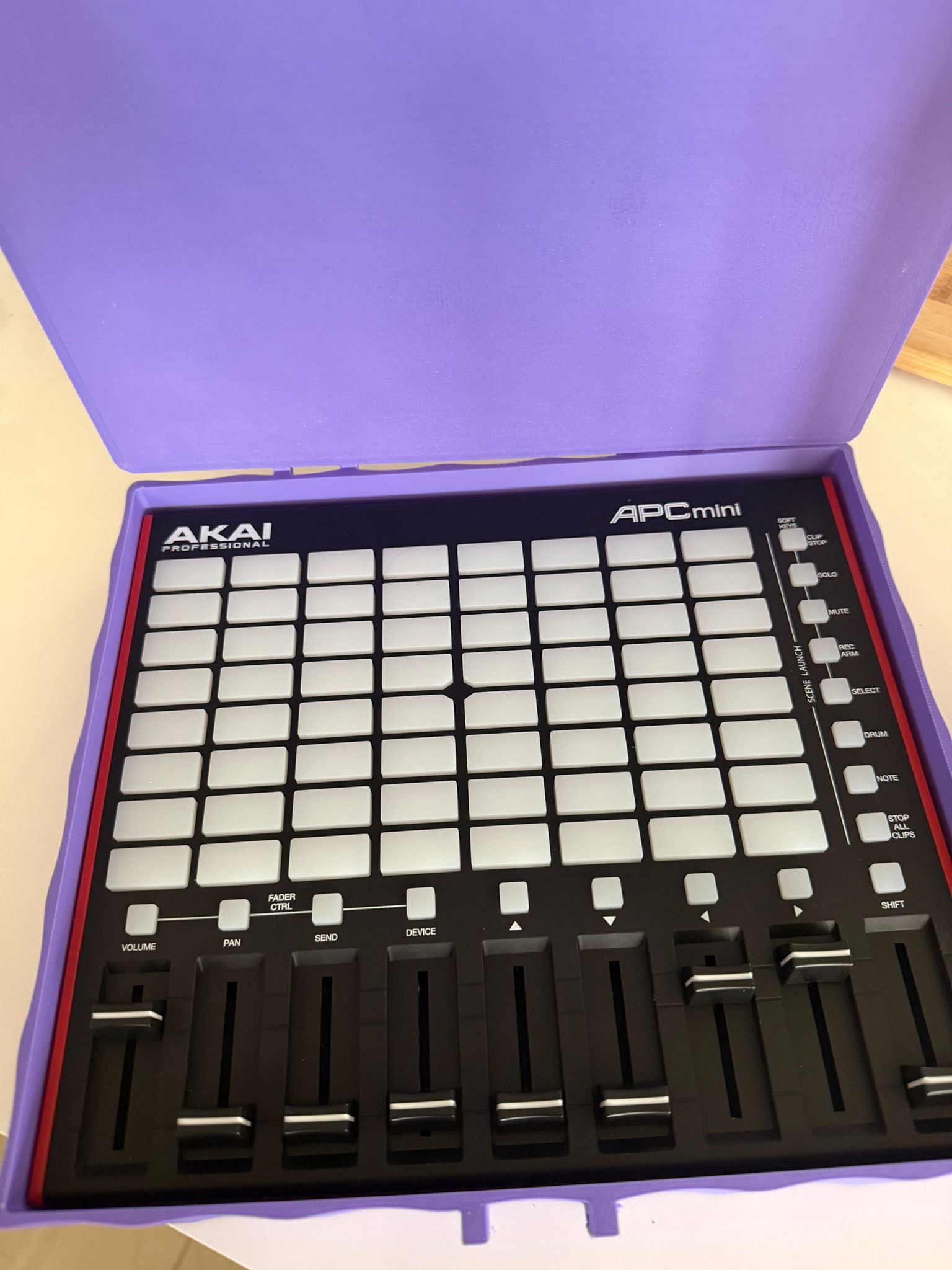 Miniatura 2 do modelo 3D case controller AKAI APC MINI mk1