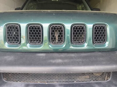 Suzuki Jimny 2001 grill