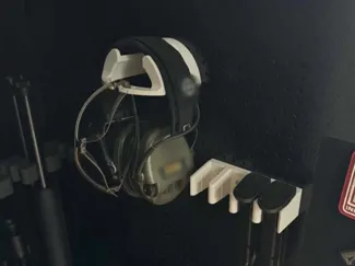 Headset Hanger with Integrated Glasses Tray