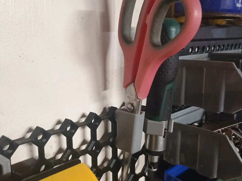 Multiboard/Multibuild scissor holder - pegboard