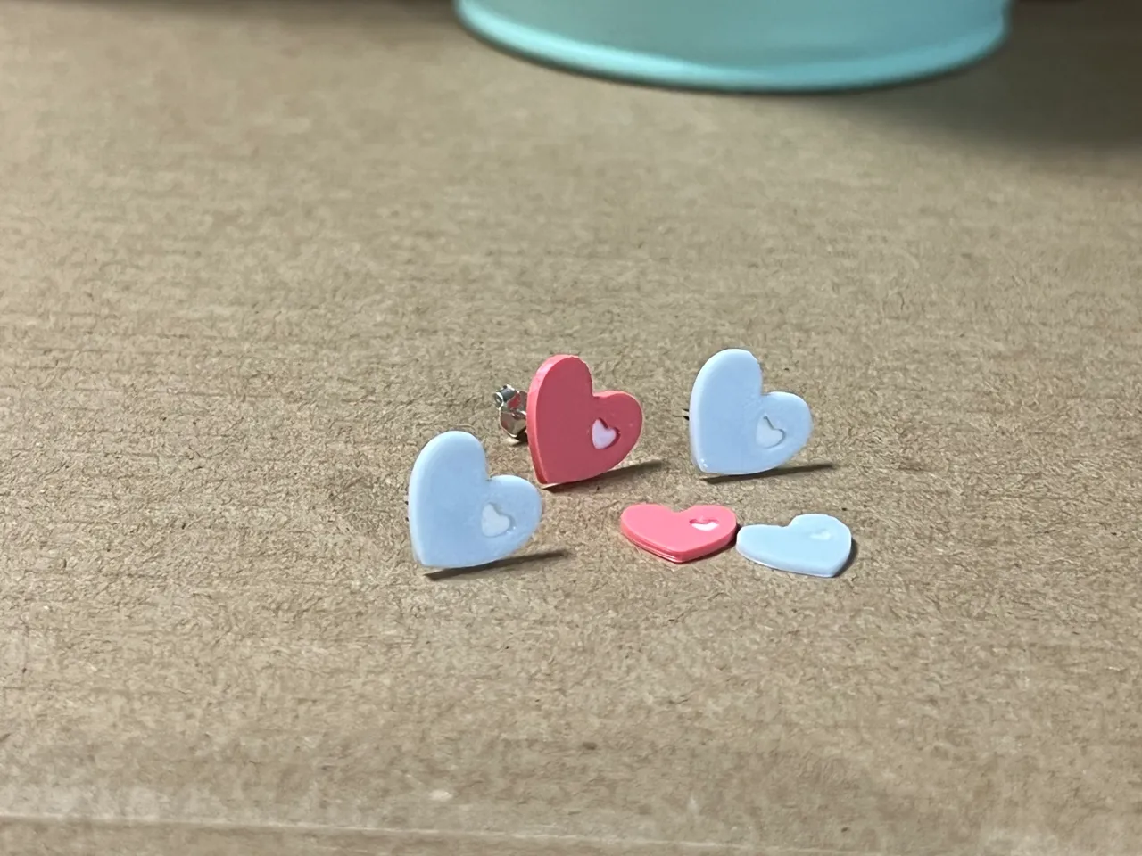 Hearts earrings view 2