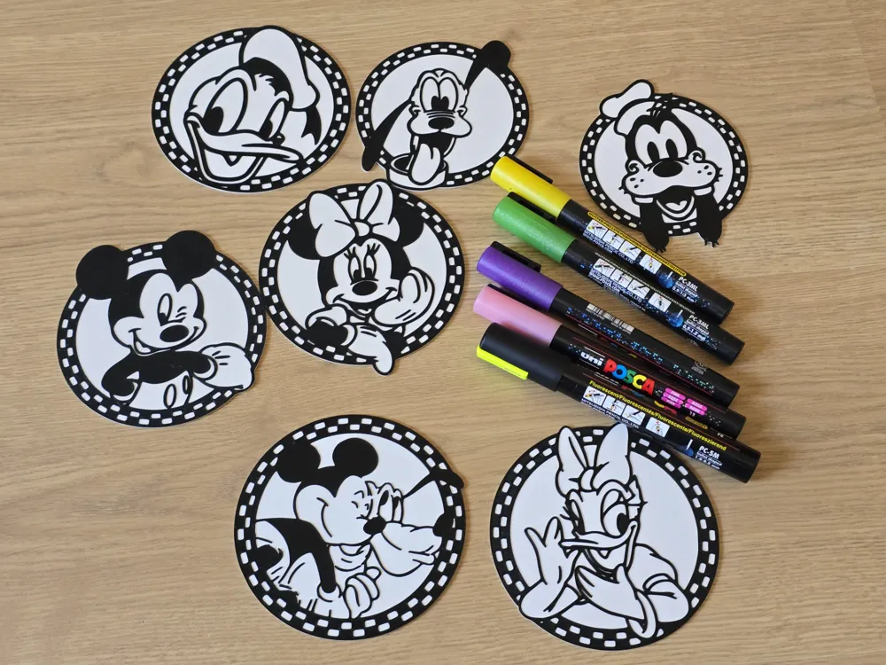 Cuadro decorativo en 3D: Cartoon Friends Coloring Craft Paint DIY Set. Referencia del modelo original.