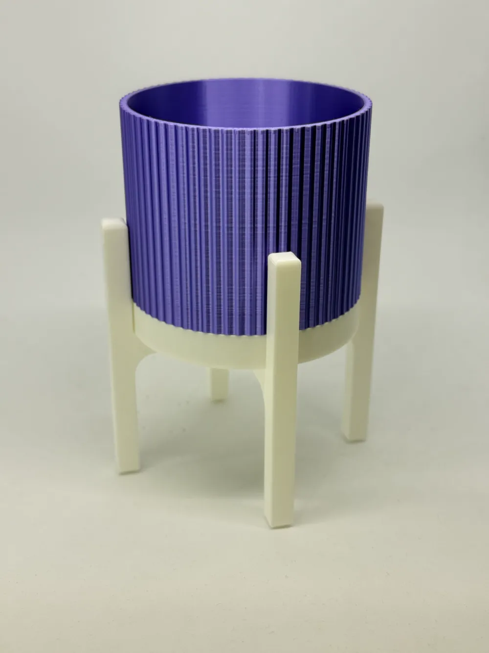 Ribbed Planter with Stand and Drip Tray by Layer Works - MakerWorld