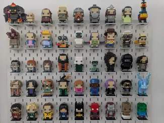 LEG0 Brickheadz display shelve for IKEA Skadis
