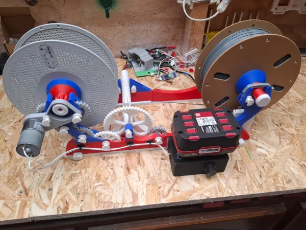 https://makerworld.bblmw.com/makerworld/model/USe3eee3adb4ebe4/design/2025-03-27_099beaba74e6b.jpg