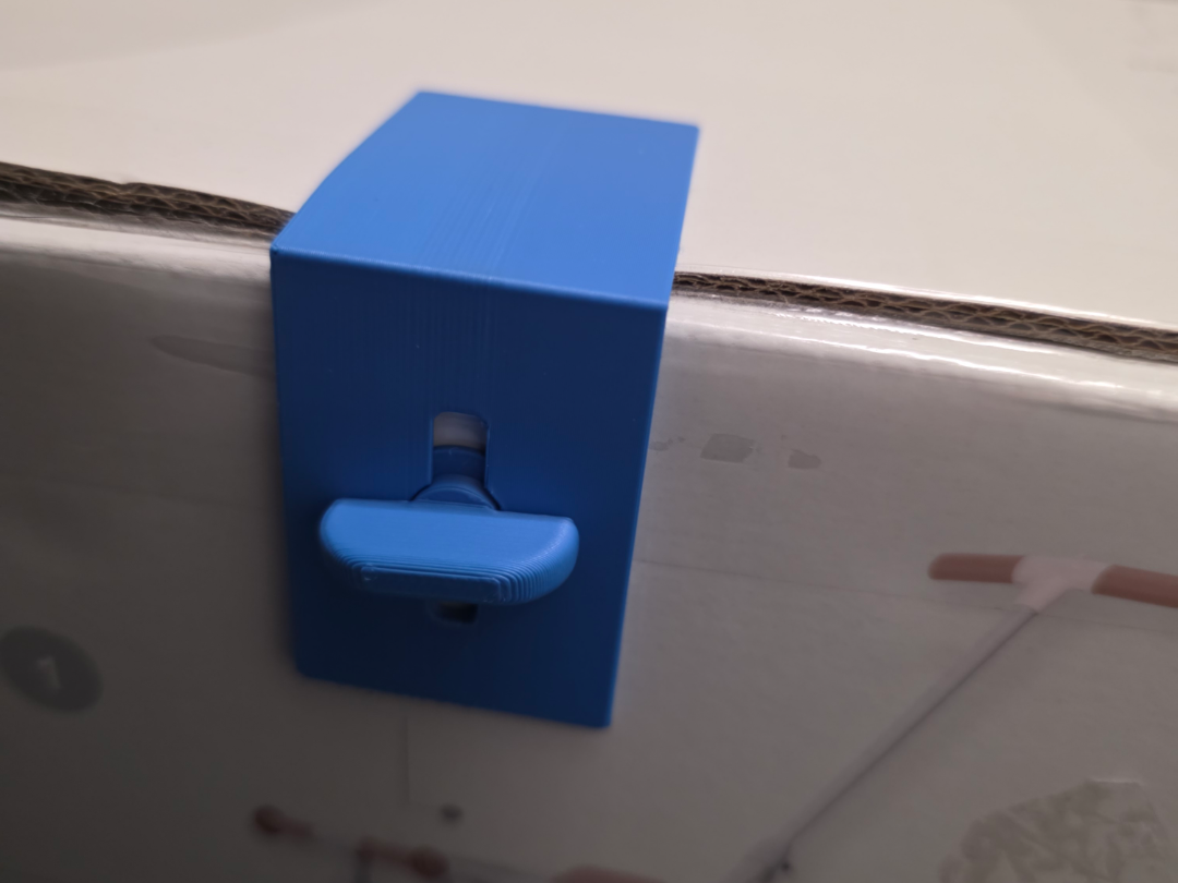 Cardboard Box Lock