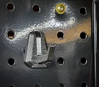 Peg Stabilizer to reduce side-to-side movement
