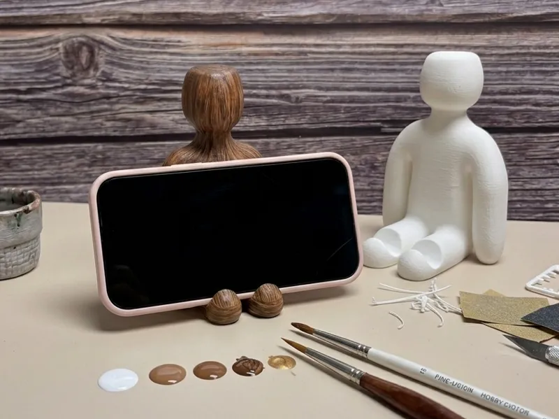 Meccha Chameleon Phone Stand