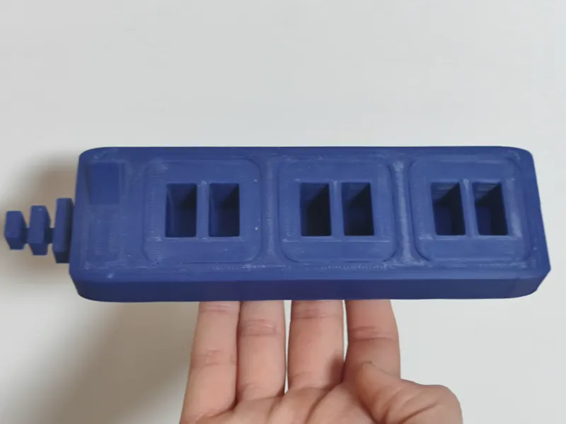 RECHANGE OF THE BASE OF ANTI-FALL CHARGER