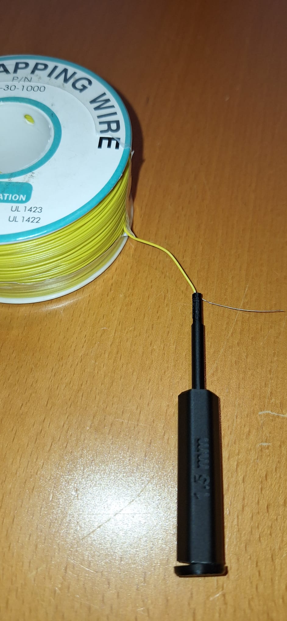 Miniatura 2 do modelo 3D Wire wrapping tool