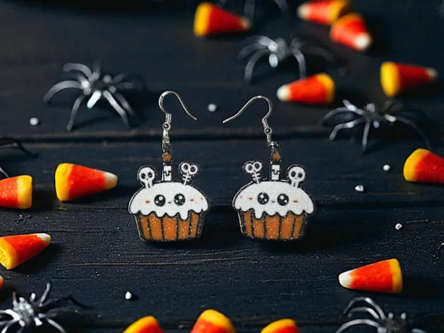 CapHalloween earrings