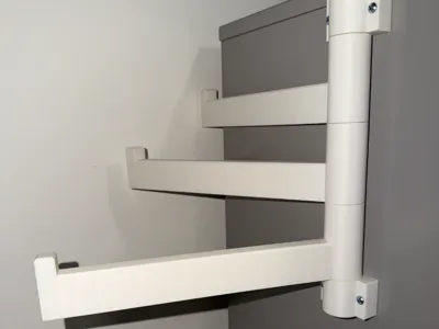 Collapsing clothes hanger 