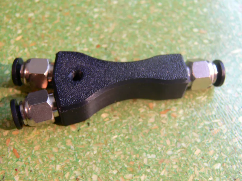 Y-Verbinder M6