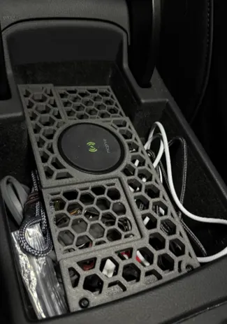 Audi A4 B8 - Armrest Magsafe QI Charging