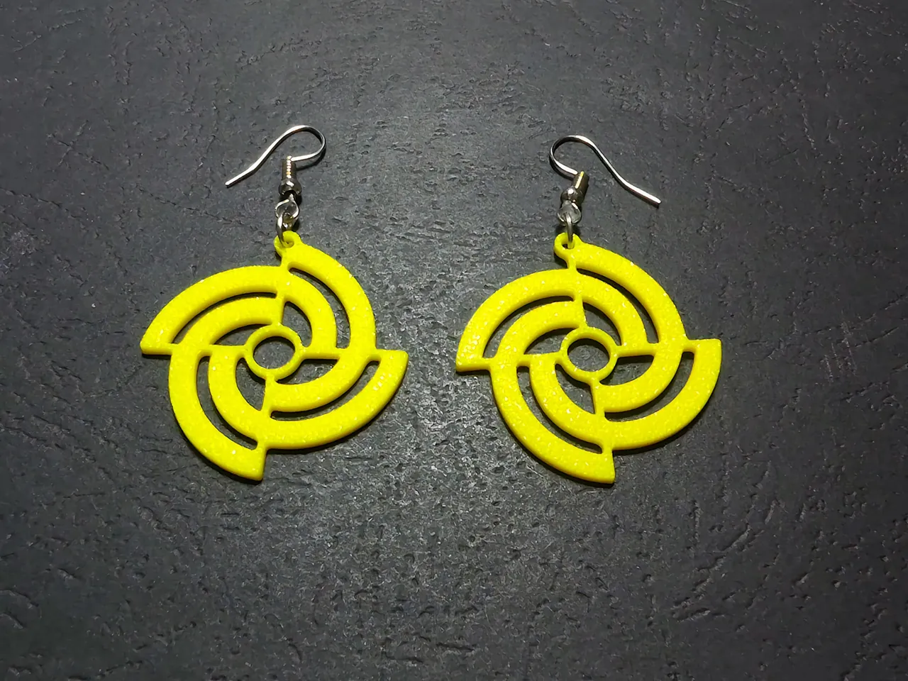 Whispers in Motion Earring view 2