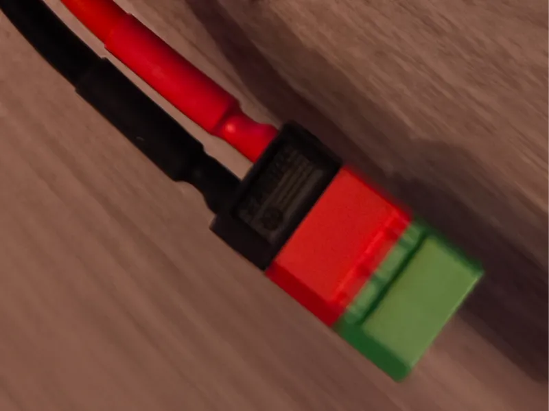 XT60 Schutzkappe mit Ladezustandsanzeige drehbar