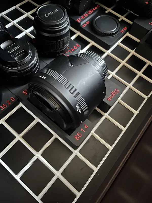 CLASS - Sigma 85mm f/1.4 Camera Lens Gridfinity
