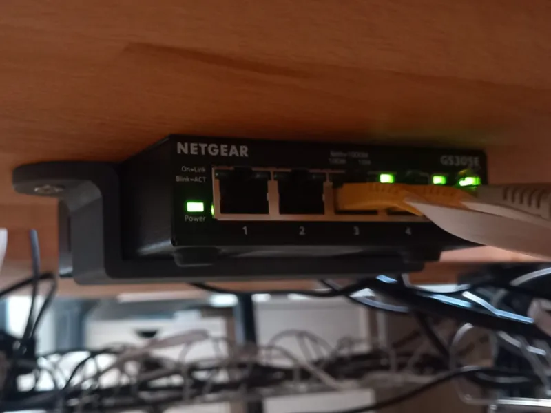 Netgear Switch GS305E Bracket