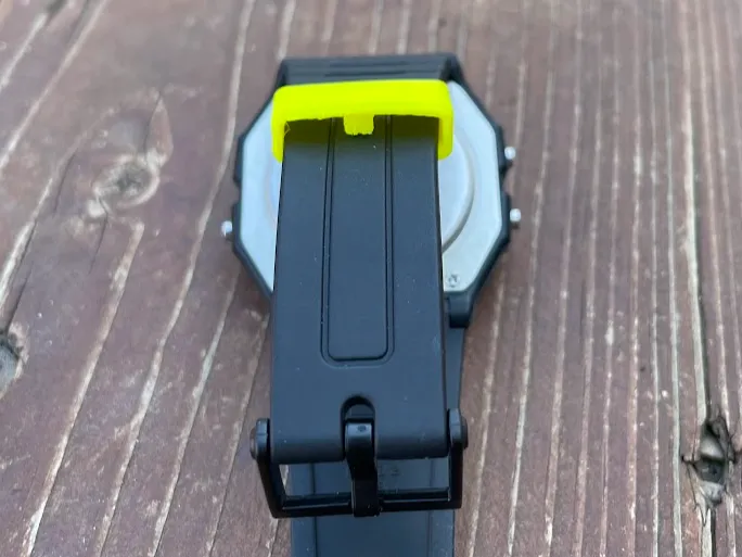 Locking Watch Keeper