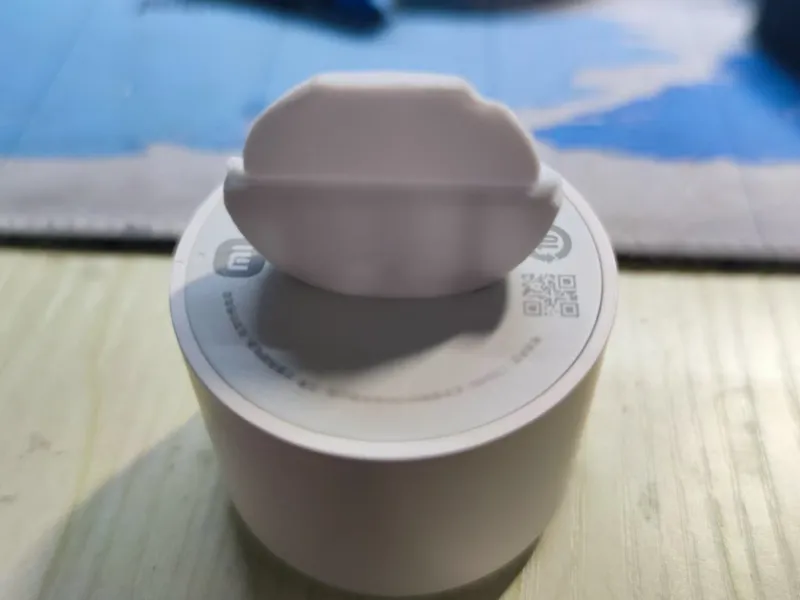 小米人在传感器开盖工具