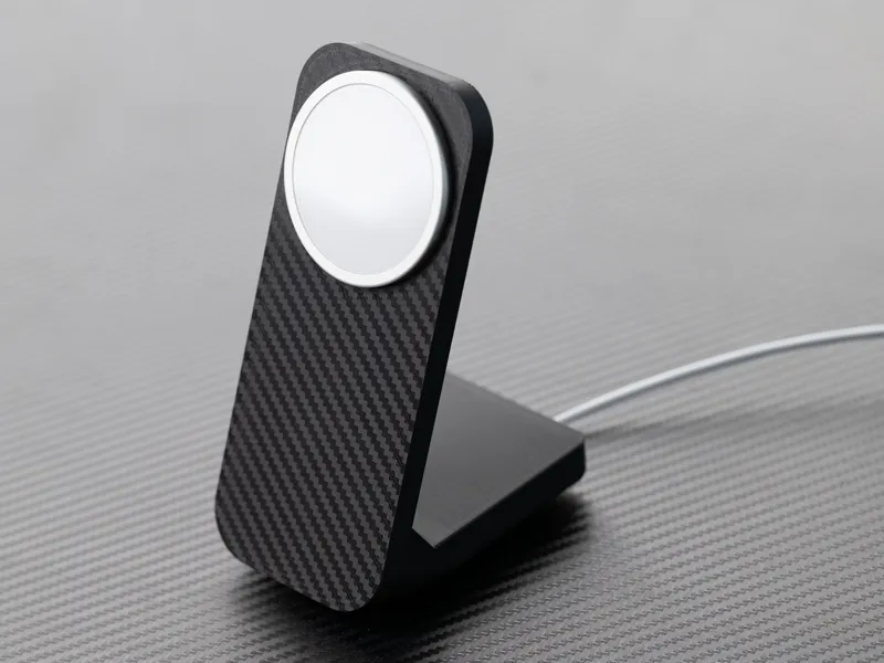 Stand | iPhone and MagSafe holder