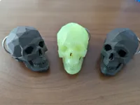 Pendentif crâne low poly — photo 2