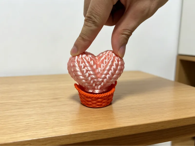 Knitted Heart Clicker