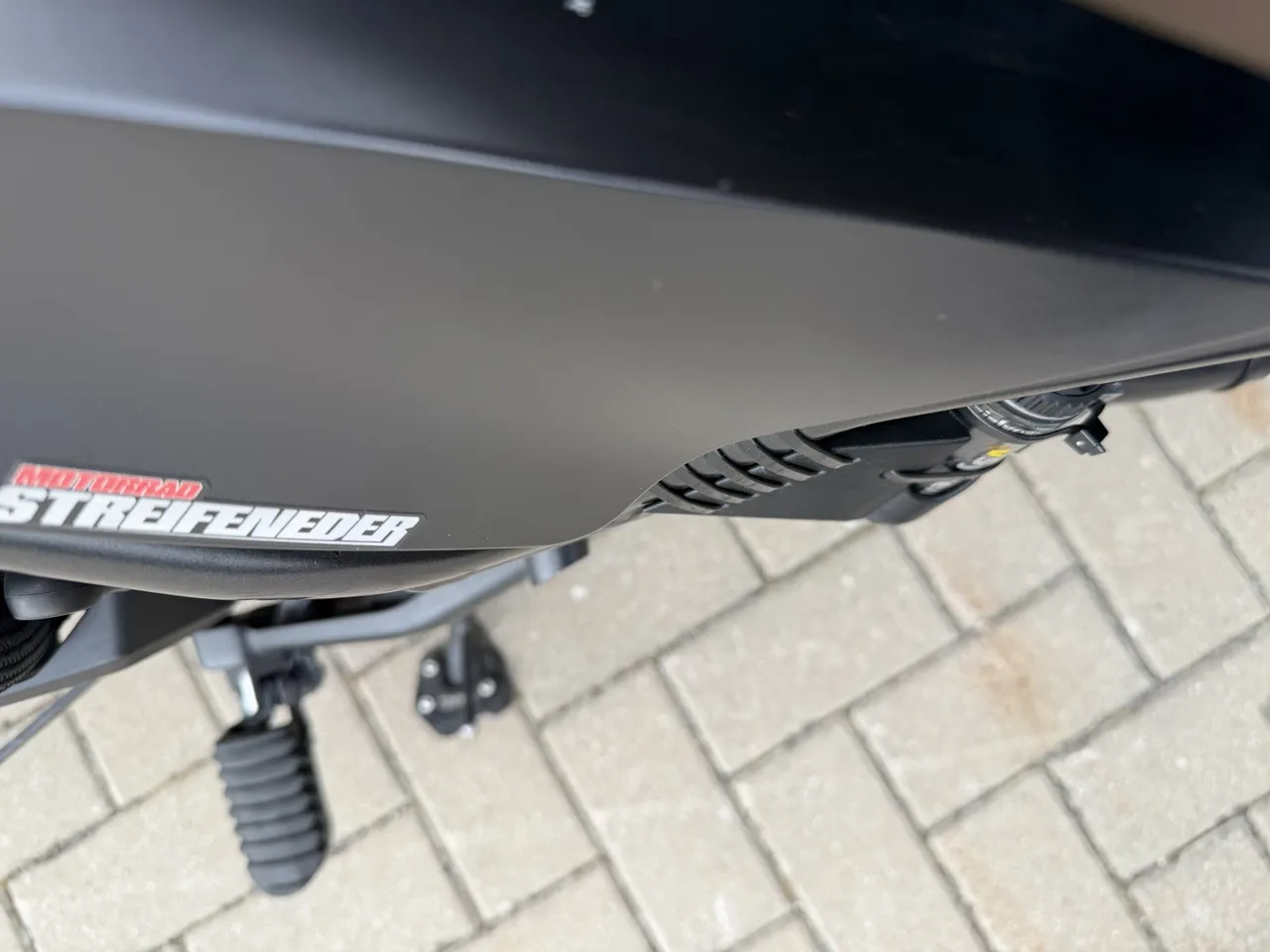 Halter Scottoiler V-System – Honda CMX500 Rebel view 4