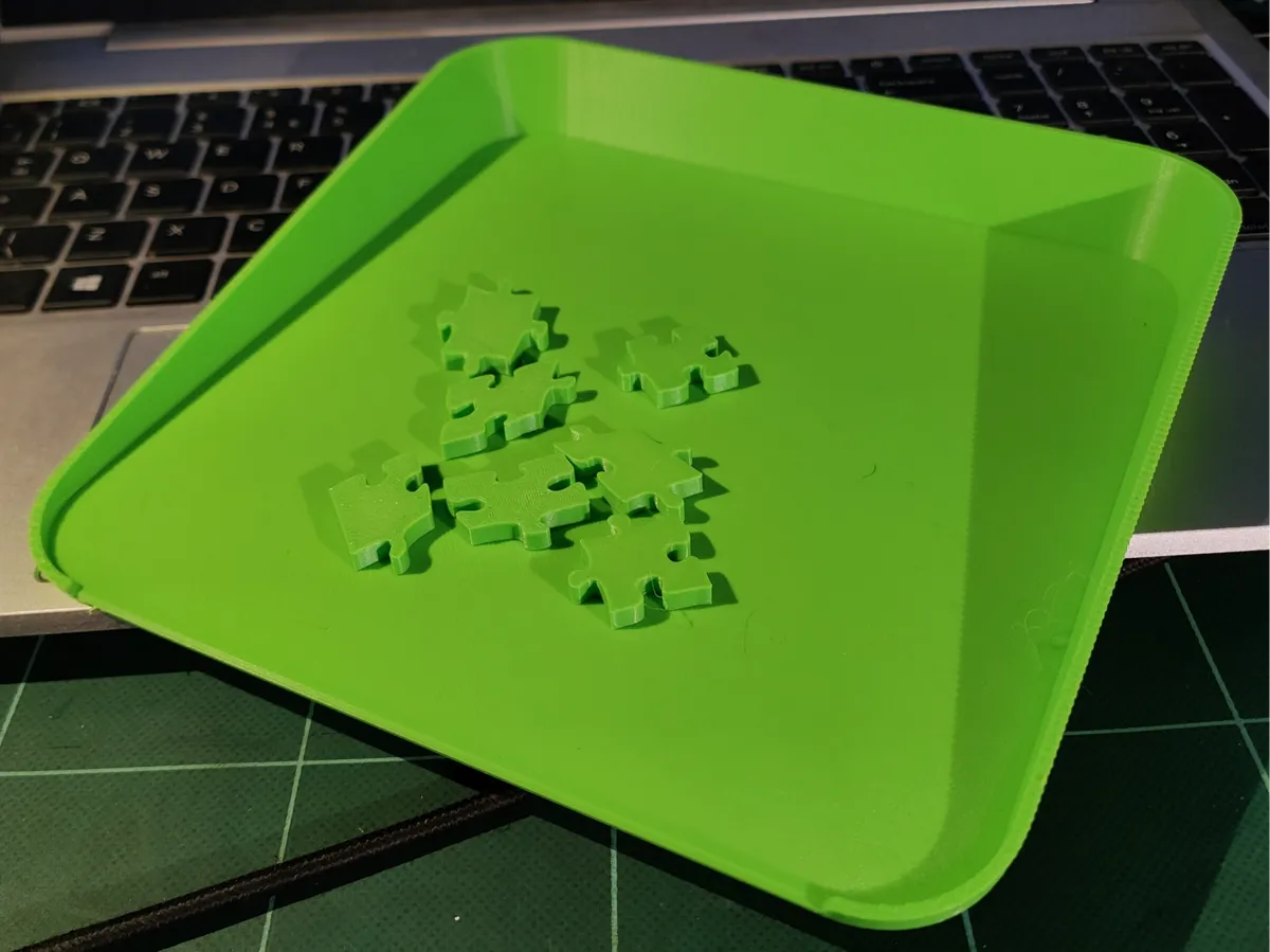 Plateau de tri empilable pour puzzles