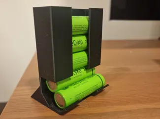 AA Battery holder for up to 6 AA batteries