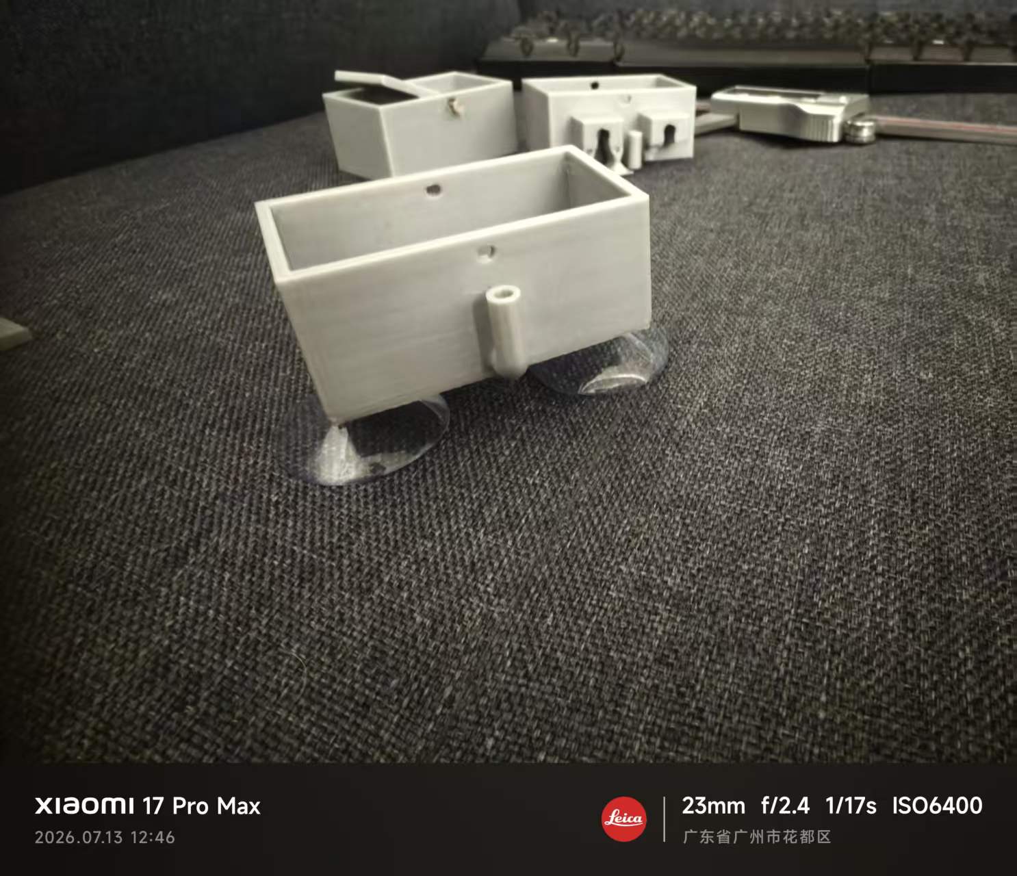 Miniatura 3 del modelo 3D 跳舞骨架鱼缸打氧摆件