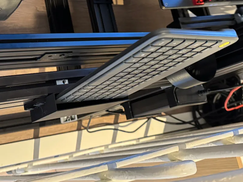 Logitech K400 Sim Rig Halterung - M8