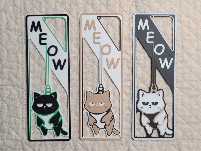 Harness Cat ready to go Bookmark