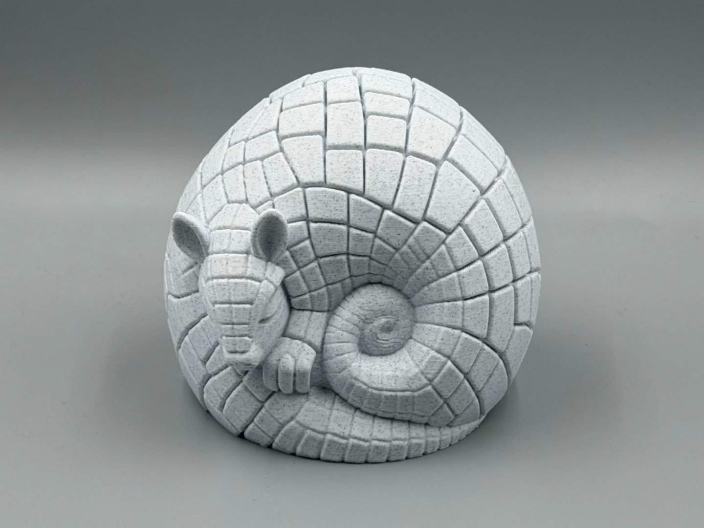Miniatura 1 do modelo 3D Spiraled Armadillo