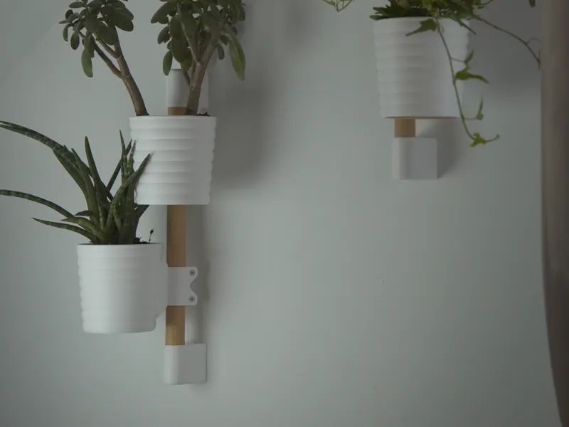 WOODEN DOWEL WALL RACK - PLANT HANGER