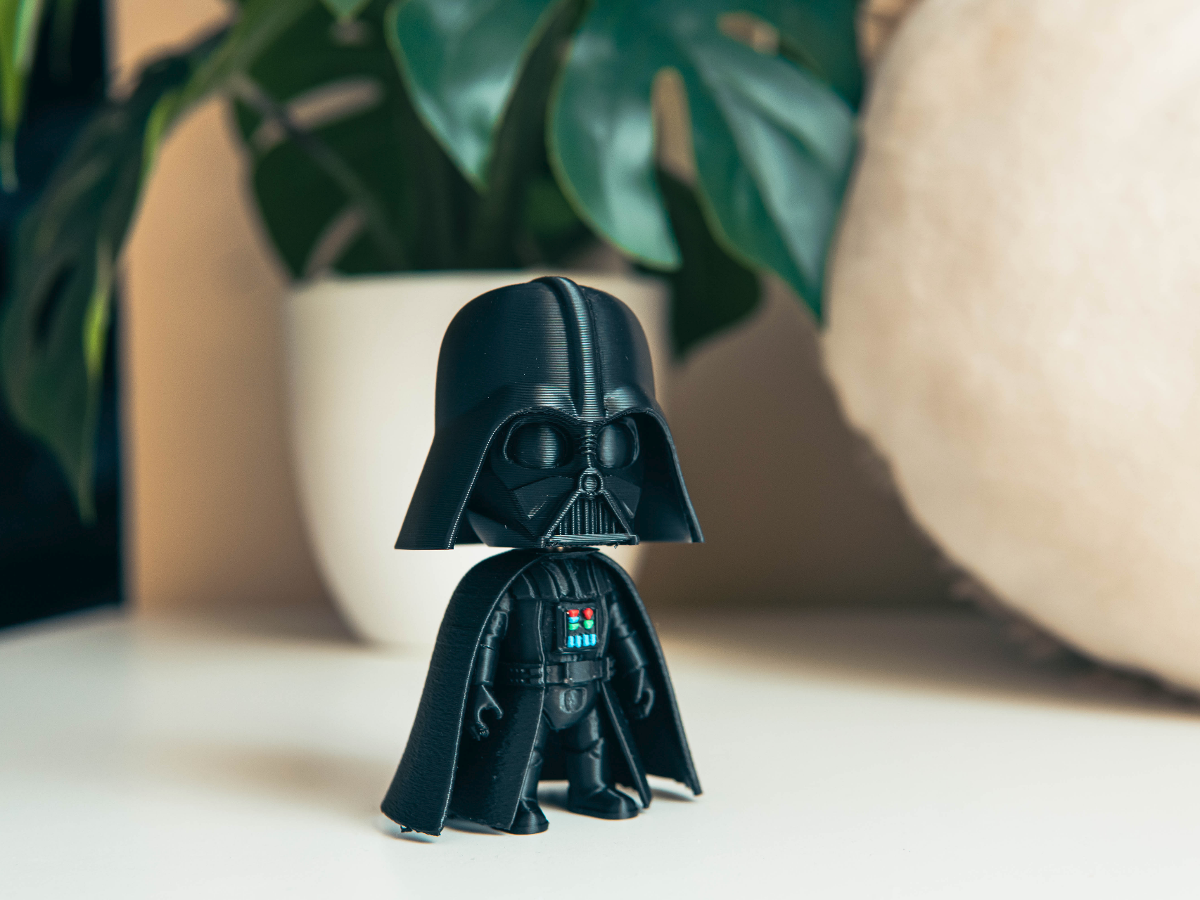 Chibi Darth Vader — Magnetic Helmet 4x 2x6mm