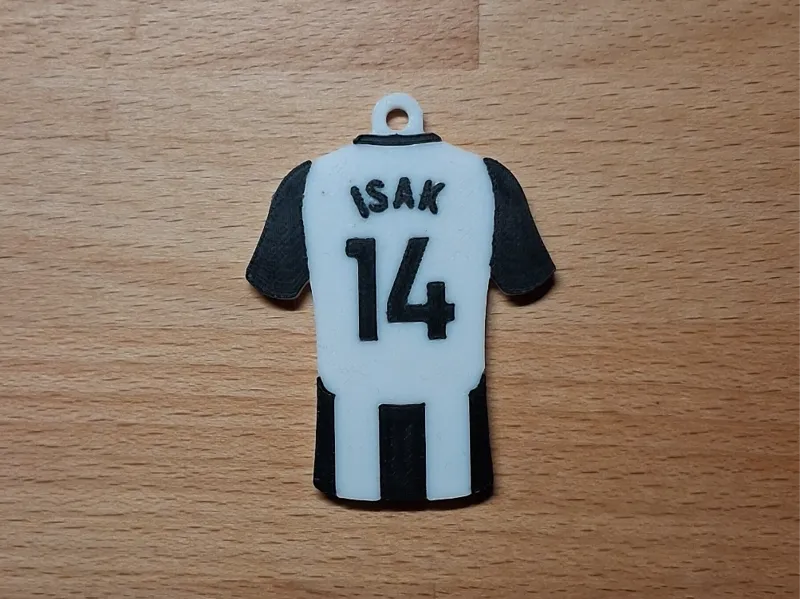 Alexander Isak Newcastle T-Shirt Keychain