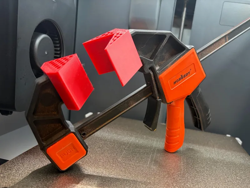 Corner pads for clamps - Horusdy Clamps 