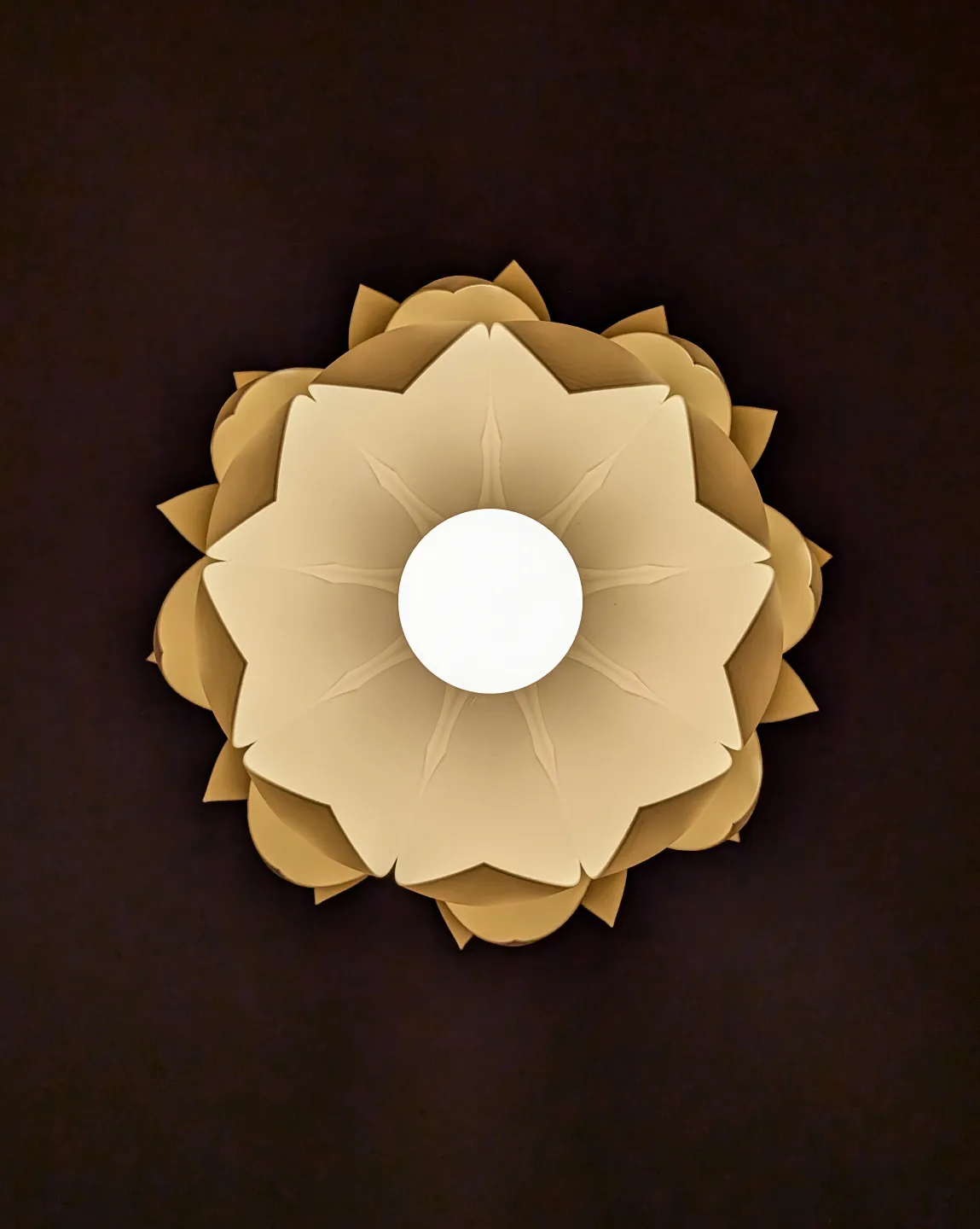 Water Lily Lamp Shade - 100 % 3D Printable view 2